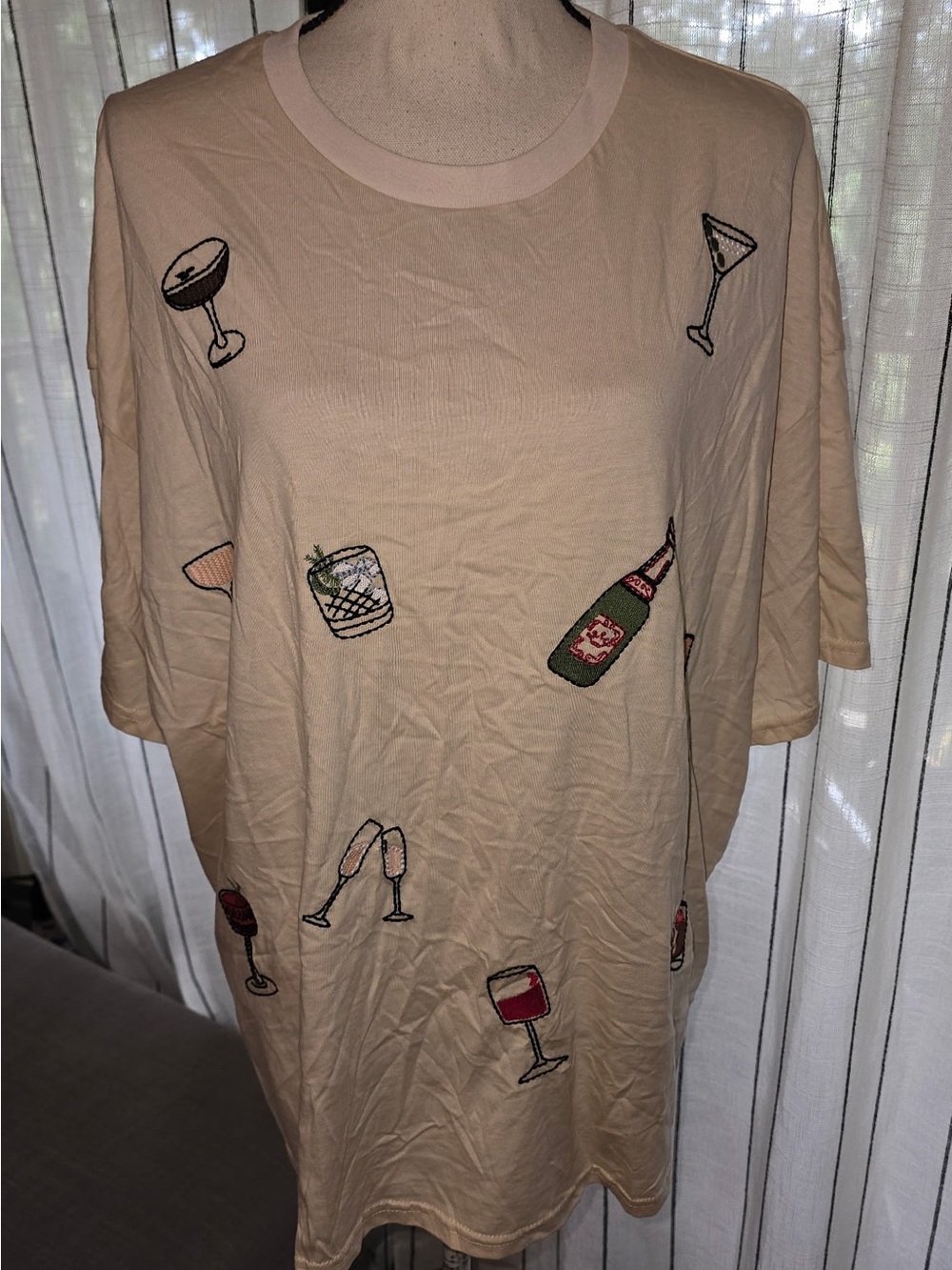 Beige Short Sleeve Tee with Embroidered Cocktail Motifs by